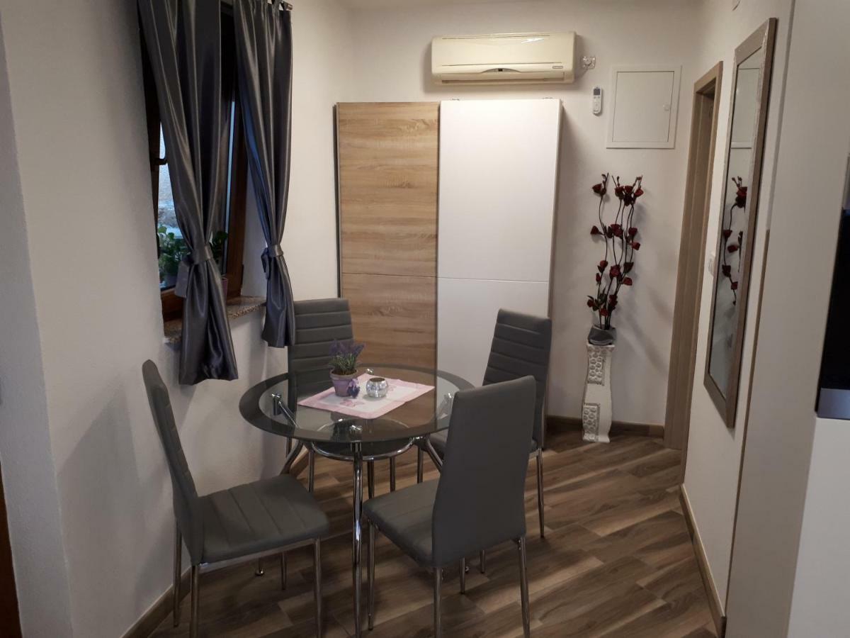 Apartment Dujica Senj  Bagian luar foto